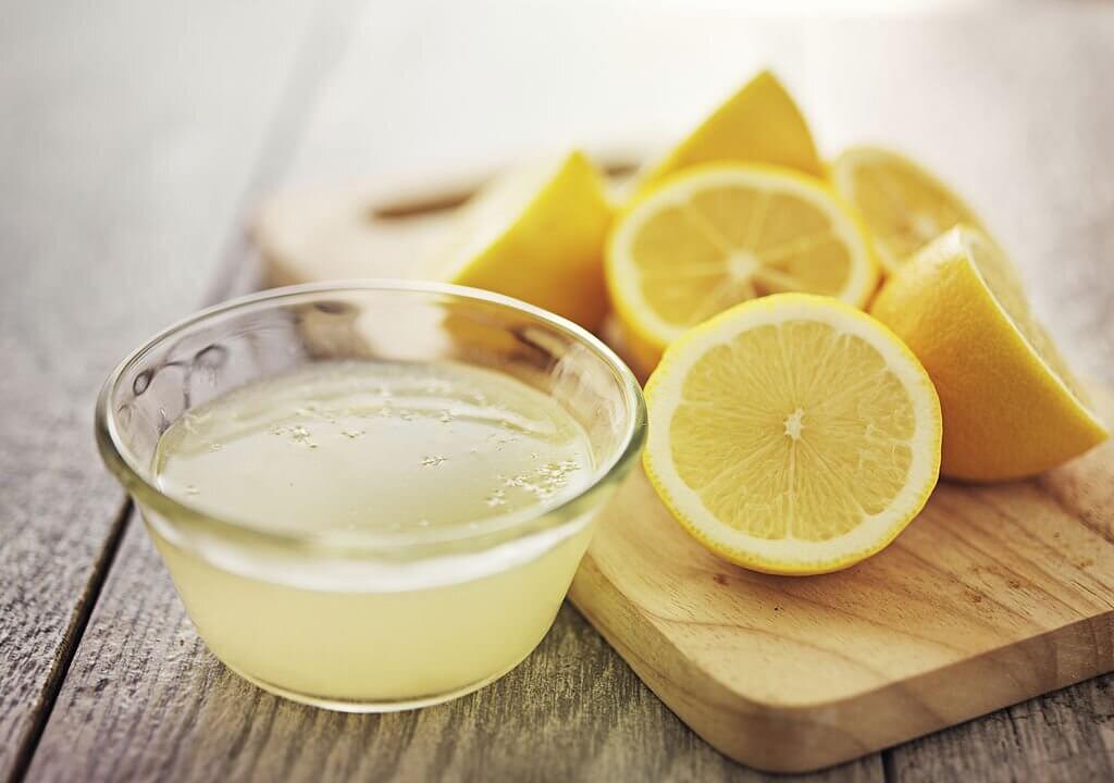 Lemon Juice as Substitute for Coconut Vinegar 