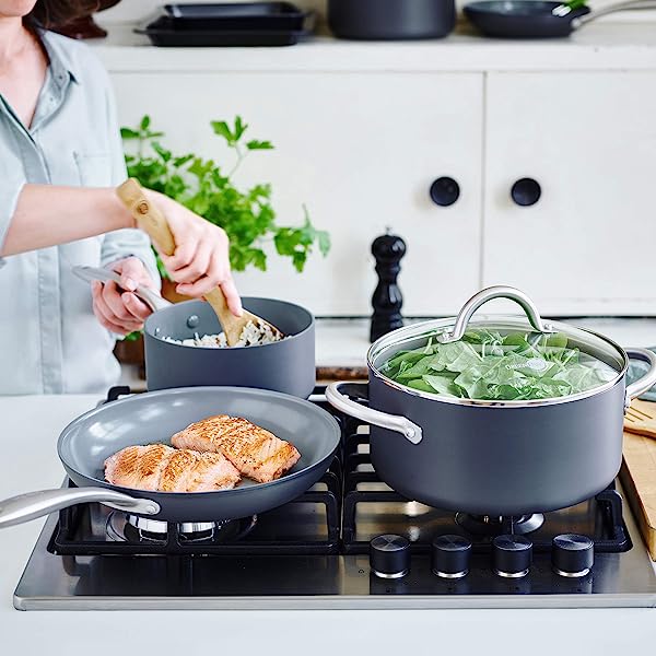 Best Ceramic Cookware Set Buying Guide 7