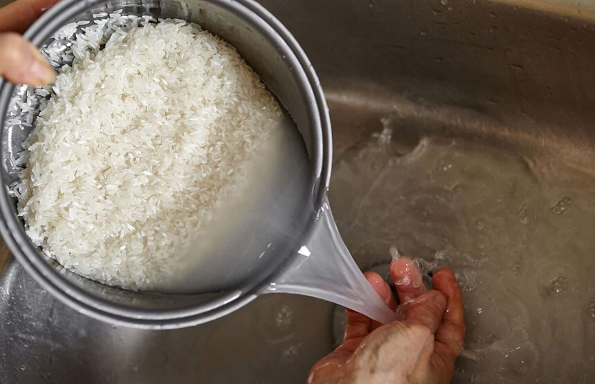 How to Make Sticky Rice in a Rice Cooker 3