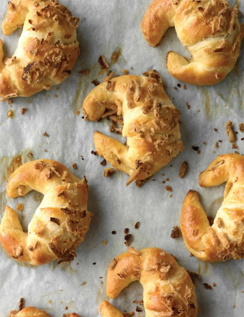 Air Fryer Onion Crescent Rolls Recipe