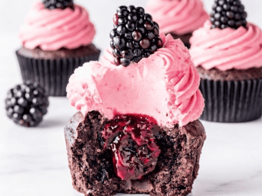 Flourless Chocolate Blackberry Cupcakes Recipe